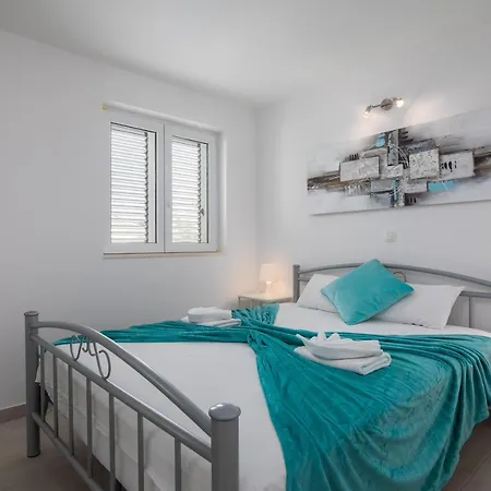 Blanka * Rogoznica (Sibenik-Knin)