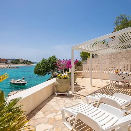 Blanka * Rogoznica (Sibenik-Knin)